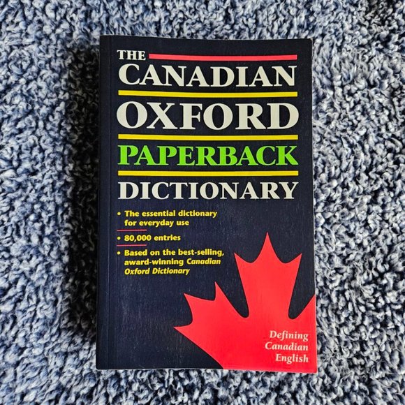4/$25‎ The Canadian Oxford Paperback Dictionary - 2000 - Picture 1 of 5